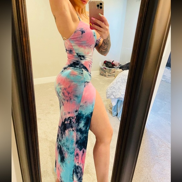 Tie dye maxi dress - Picture 2 of 2